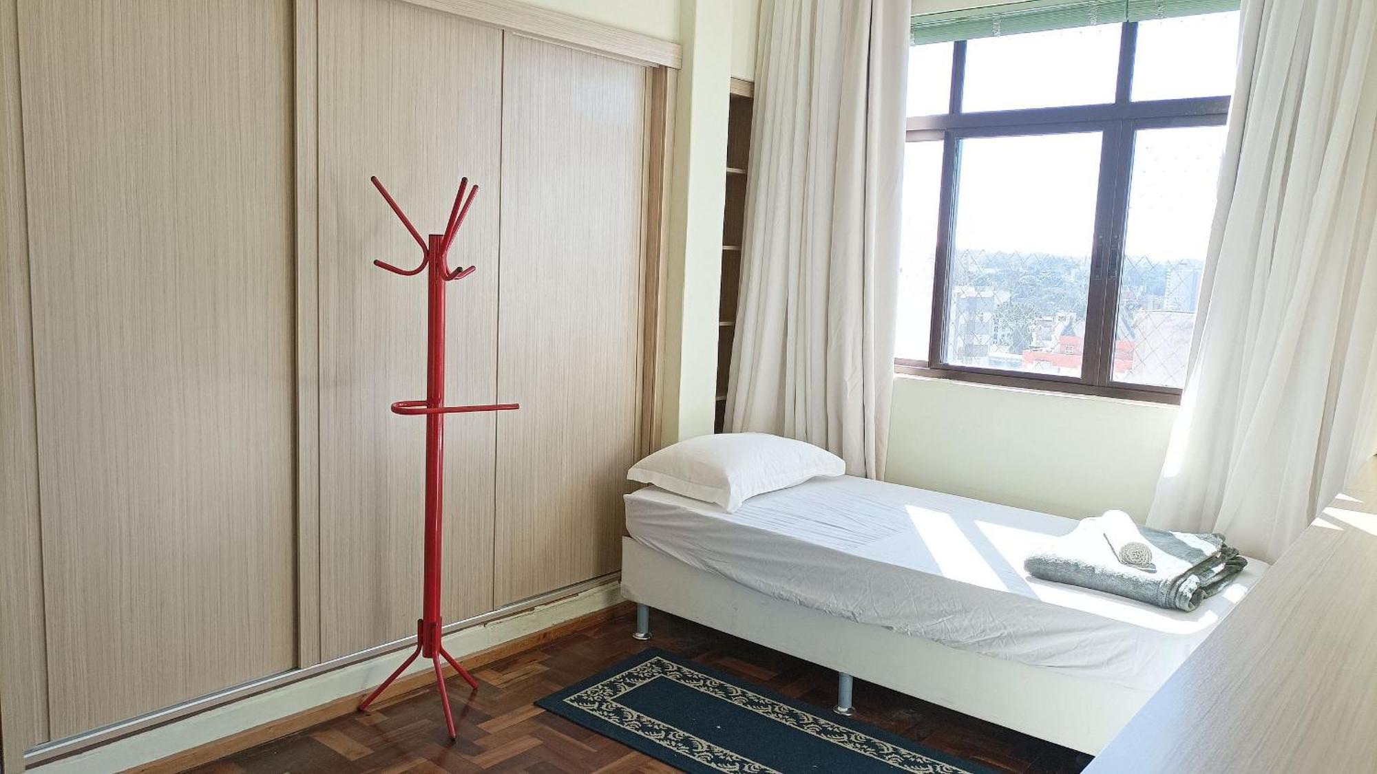 Apto 2q Grande E Espacoso Apartamento Curitiba